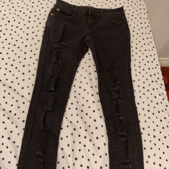 Fashion Nova Lola Jeans - Picture 1 of 2